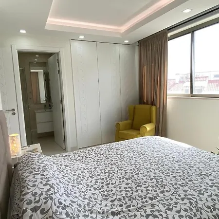 Modern Accomodation *